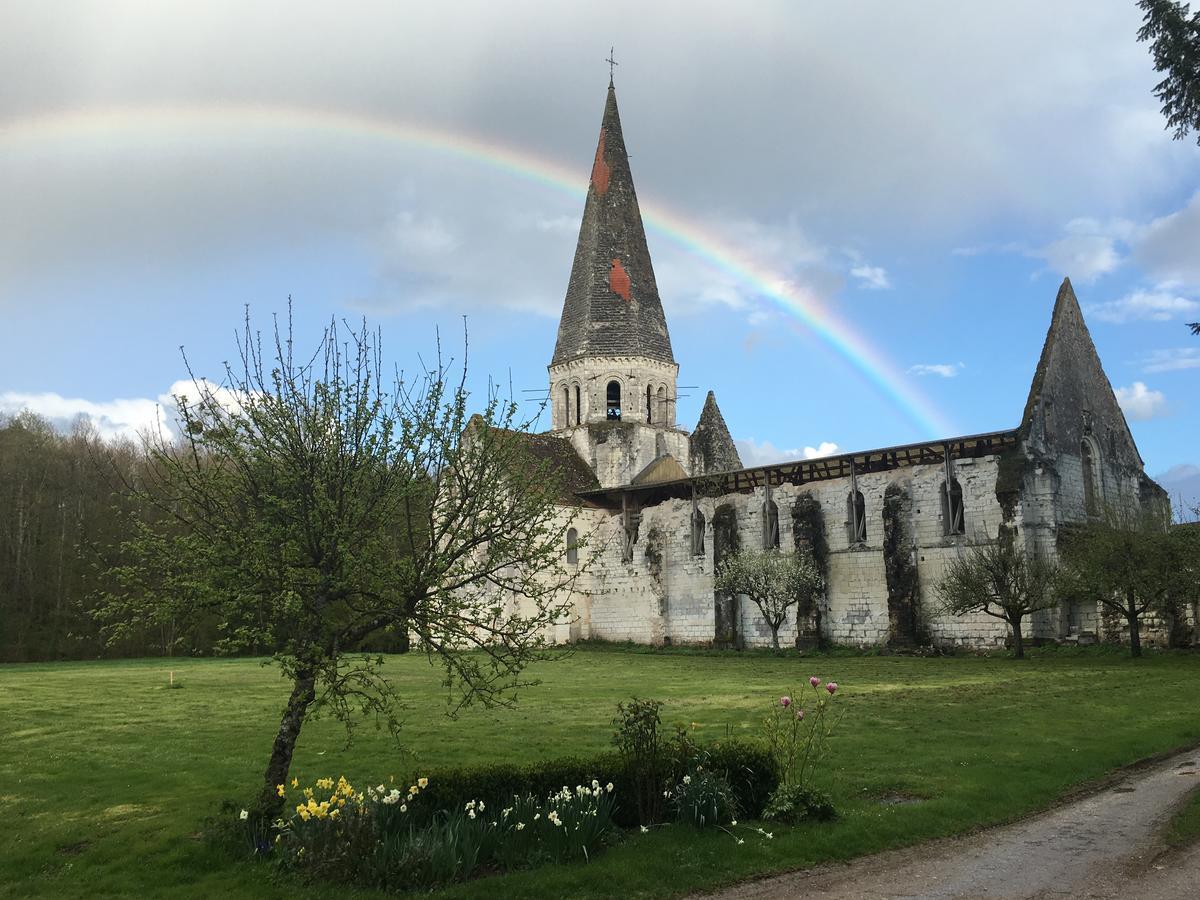 Faverolles-sur-Cher Studio Avec Terrasse Abbaye D'Aigueviveゲストハウス エクステリア 写真