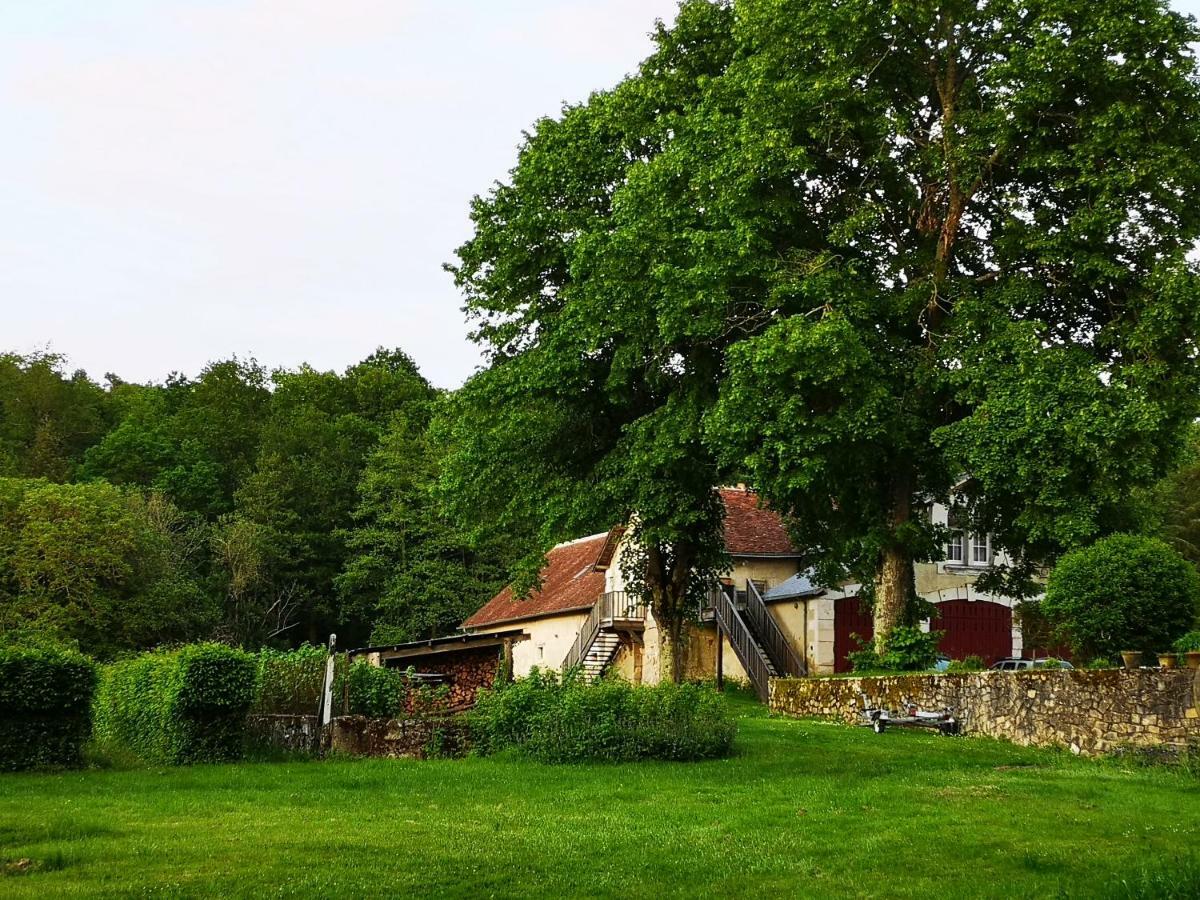 Faverolles-sur-Cher Studio Avec Terrasse Abbaye D'Aigueviveゲストハウス エクステリア 写真